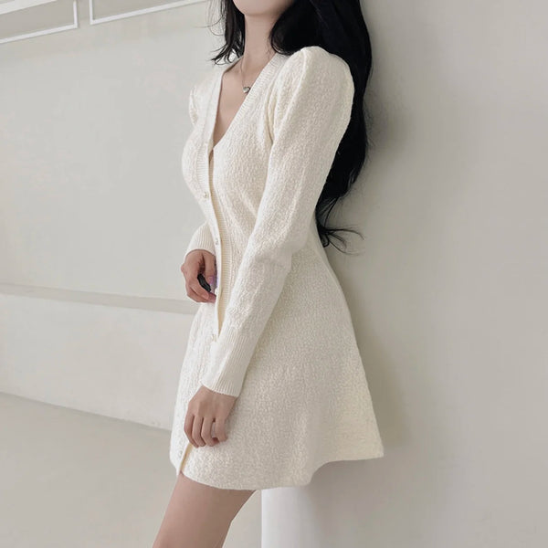 White elegant v neck line skirt long sleeve dress for women Korean style high-Waist slimming petite medium length basic sweater dress